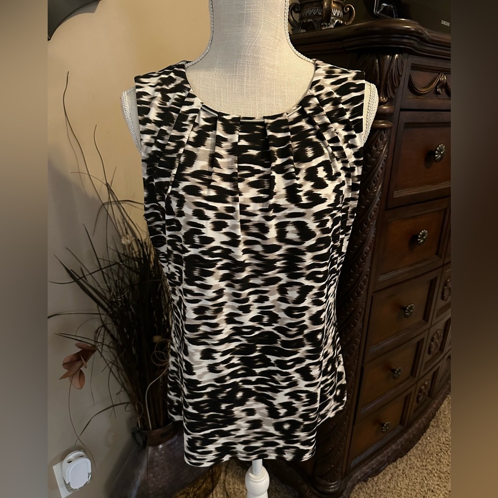 Calvin Klein - Jersey pleated round neck sleeveless top.